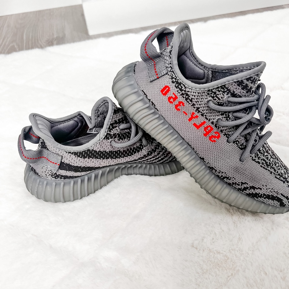 Yeezy 350 gray